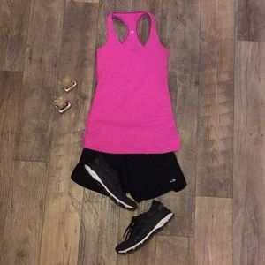 💓 Lululemon solid bright pink work out tank top